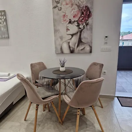 Lavanda Centar Apartment